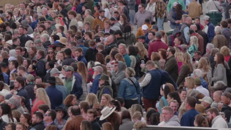 Crowded-audience-at-a-horse-race-arena-at-Keenland-in-Lexington,-Kentucky