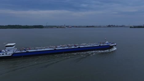 The-tanker,-Union-XIV-at-Moerdijk-in-Netherlands