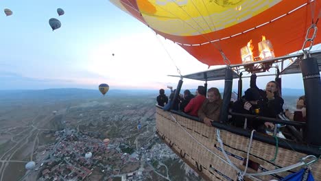 Ballonfahrt-über-Die-Türkei,-Kappadokien,-Türkei