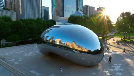 The-Bean-in-AT-and-T-Plaza-at-Millennium-Park