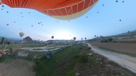 Viaje-En-Globo-Sobre-Capadocia-Pavo,-Paseo-En-Globo-Aerostático