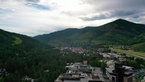 Drone-overview-of-the-Vail-townscape,-cloudy-day-in-the-highlands-of-CO,-USA