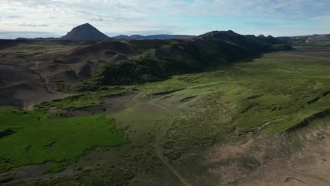 Incomparable-beauty-of-marginal-Icelandic-highlands-in-the-middle-of-summer