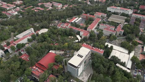 Vista-Aérea-Del-Campus-De-La-Ciudad-Universitaria,-Cdmx,-México