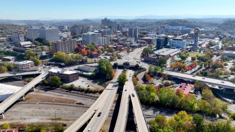 Luftangriff-Nach-Knoxville,-Tennessee,-Wegen-Verkehr