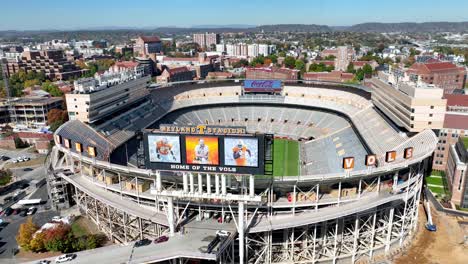 Luftumlaufbahn-Des-Neyland-Stadions-In-Knoxville,-Tennessee