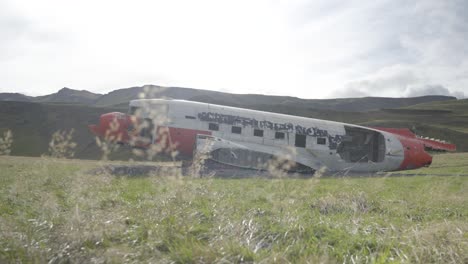 Accidente-De-Avión-Douglas-R4D-6-Ubicado-En-La-Cautivadora-Naturaleza-De-Islandia