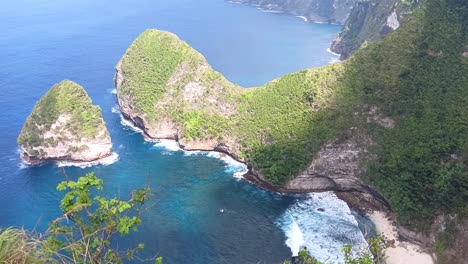 Aufnahme-Von-Kelingking-Beach,-Nusa-Penida,-Bali,-Indonesien