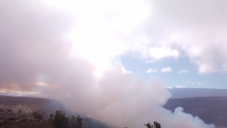 Gimbal-wide-panning-shot-of-the-vog-and-smoke-less-than-30-minutes-after-Kilauea-began-erupting-in-September-2023-on-the-island-of-Hawai'i