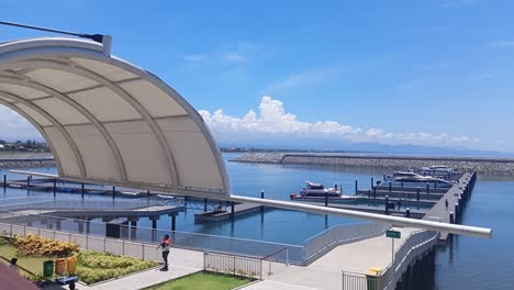 Fast-boat-pier-at-Sanur-Harbor-"Matahari-Terbit"-beach,-Bali,-Indonesia