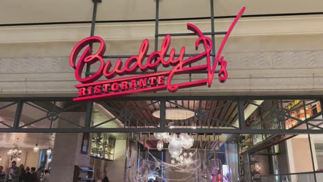 Gente-En-Un-Restaurante,-Buddy-V&#39;s-Ristorante-Dentro-De-Venetian-Inlas-Vegas