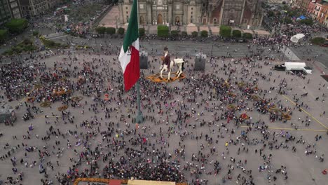 Mexiko-Stadt-Kathedrale-Von-Oben-Am-Tag-Der-Toten,-Großes-Opfer