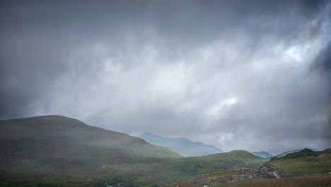 Irish-Landscape-in-Killarney,-County-Kerry:-Ring-of-Kerry-Scenic-View---Overcast-Weather-and-Stormy-Skies
