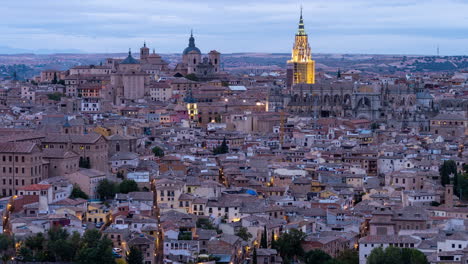 Sunset-Close-up-timelapse-of-Toledo-Imperial-City,-Spain