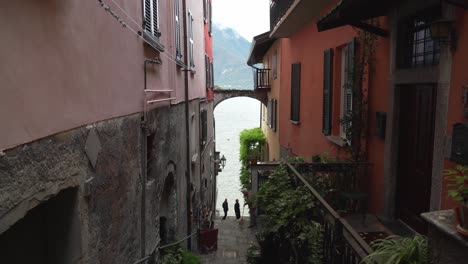 Varenna-Es-Un-Pueblo-Pintoresco-Y-Tradicional