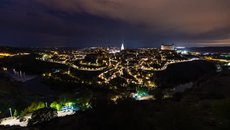 Nachtpanorama-Zeitraffer-Der-Kaiserstadt-Toledo,-Spanien