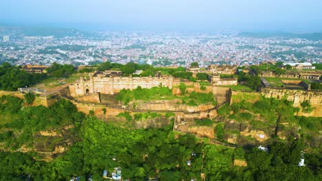 Gwalior-Fort-Luftaufnahme-DJI-Mini-3pro