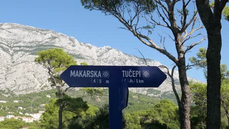 Sign-post-to-Makarska,-Croatia,-signboard-to-Croatian-tourist-resort-town