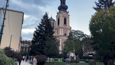 SARAJEVO:-Mosque-Visits,-Wide-Angle-Lens,-Olympic-Spirit,-Burek,-Cobblestone-Streets,-Old-Town,-Cemetery-Walks,-Iconic-Landmarks,-Baščaršija,-Sunset