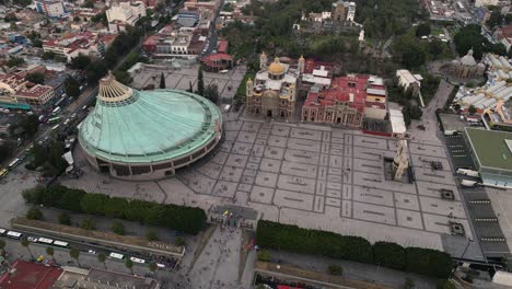 Panoramic-Drone-View,-Basilica-Of-Guadalupe-Villa,-Atrio-De-Las-Americas,-Gustavo-A