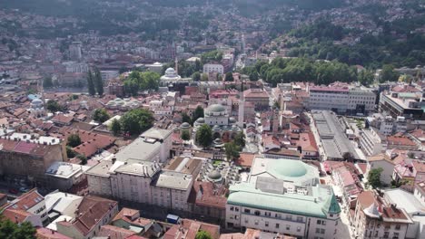 Biggest-mosque-Gazi-Husrev-Beg-in-Sarajevo-Bosnia-and-Herzegovina,-aerial-orbit