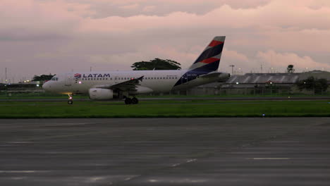 shot-of-airplane-prepares-for-flight-on-the-runway