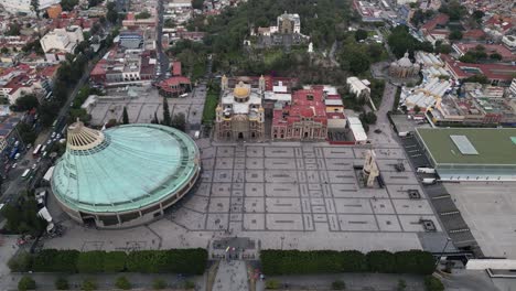 Basílica-De-Guadalupe-Villa
