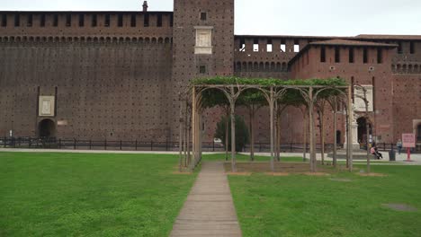 Muro-De-Defensa-Interior-Del-Castillo-Sforzesco