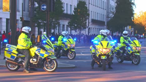 La-Policía-Metropolitana-En-Motocicleta-Se-Prepara-Para-La-Llegada-De-La-Marcha-Pro-Palestina.