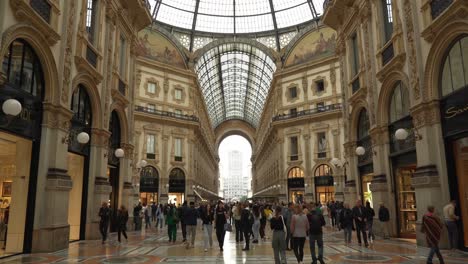 Galleria-Vittorio-Emanuele-II-is-Housed-within-a-four-story-double-arcade-in-the-centre-of-town
