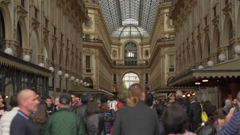 Tourists-Walk-Around-Galleria-Vittorio-Emanuele-II