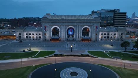 Estación-Union-De-Kansas-City-Al-Amanecer