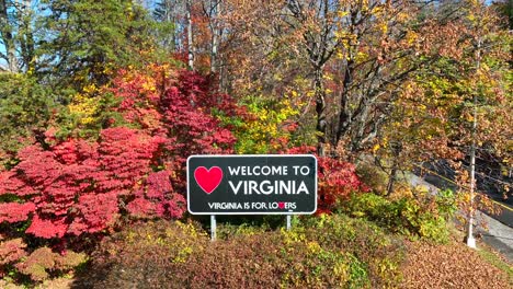 Willkommen-In-Virginia-Im-Herbst
