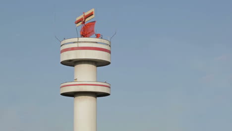 Torre-Del-Aeropuerto-De-Hamburgo