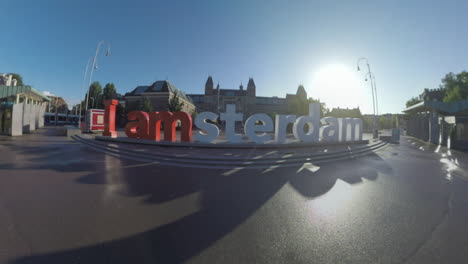 I-Amsterdam-Lema-Y-Plaza-Del-Arte-En-La-Capital-Holandesa