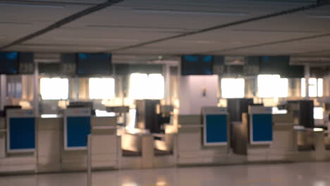 Check-in-Schalter-Am-Flughafen