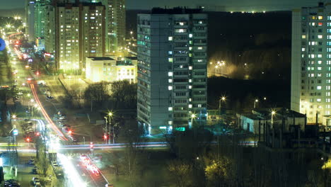 Zeitraffer-Des-Intensiven-Stadtlebens-Bei-Nacht