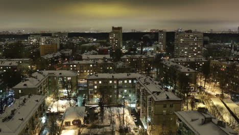 Timelapse-De-La-Ciudad-Por-La-Noche