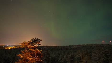 Timelapse-Del-Paisaje-Nocturno-Con-Luces-Del-Norte