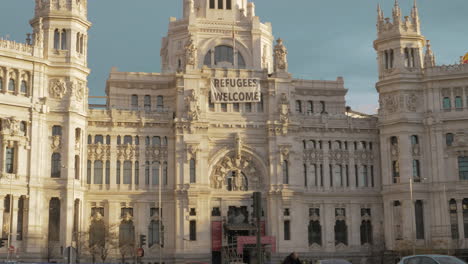 Rathaus-Von-Madrid-Auf-Der-Plaza-Cibeles-Spanien