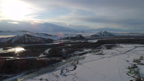 Vuelo-Sobre-El-Majestuoso-Río-Siberiano