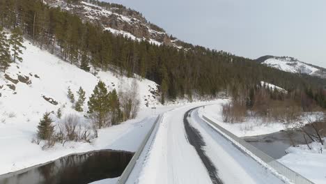 Winter-Road-by-Serene-River