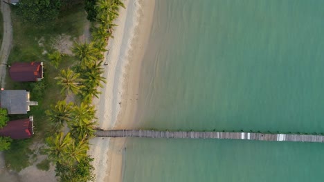 Aerial-view-of-pier-in-sea