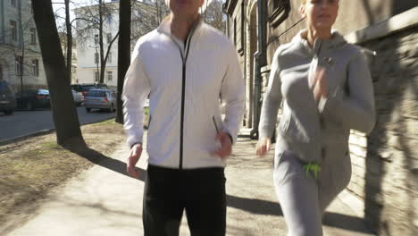 Couple-Jogging-in-Tallinn-Streets