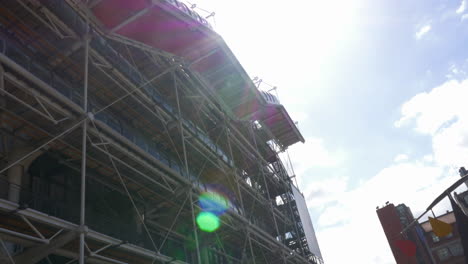 High-tech-architecture-of-Pompidou-Centre