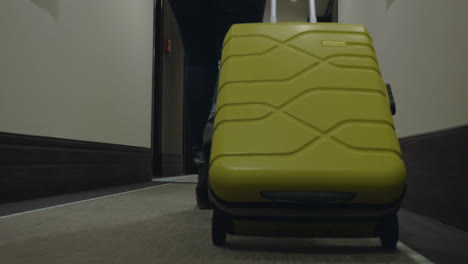 Rolling-Trolley-Bag-in-Hotel-Corridor