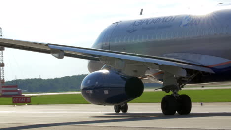 Moving-Aeroflot-passenger-plane-on-runway