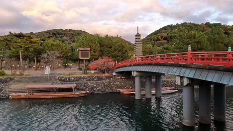 Puente-Asagiribashi-En-Uji,-Kyoto