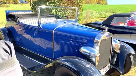 Blue-vintage-car-on-vintage-car-meeting-at-Hofmeister-in-Bietigheim,-South-of-Germany