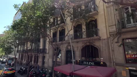 Buildings-view-while-City-tour-around-the-city-of-Barcelona-by-bus,-Spain